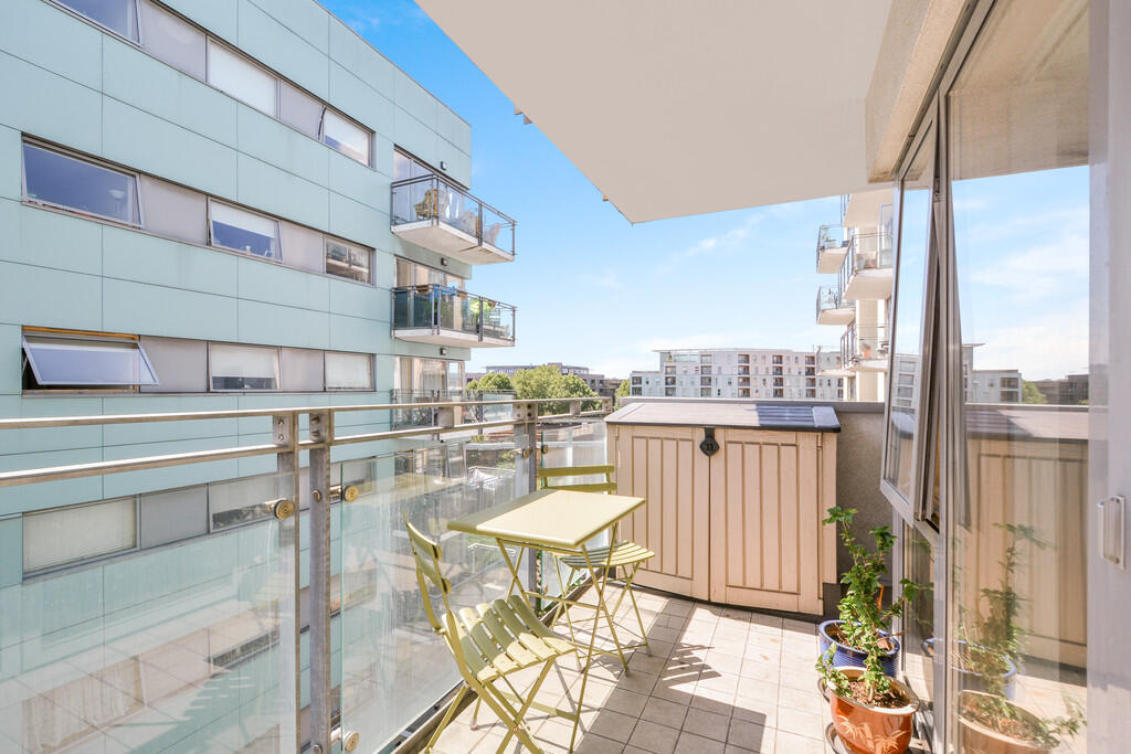 Apartment in London - View 4