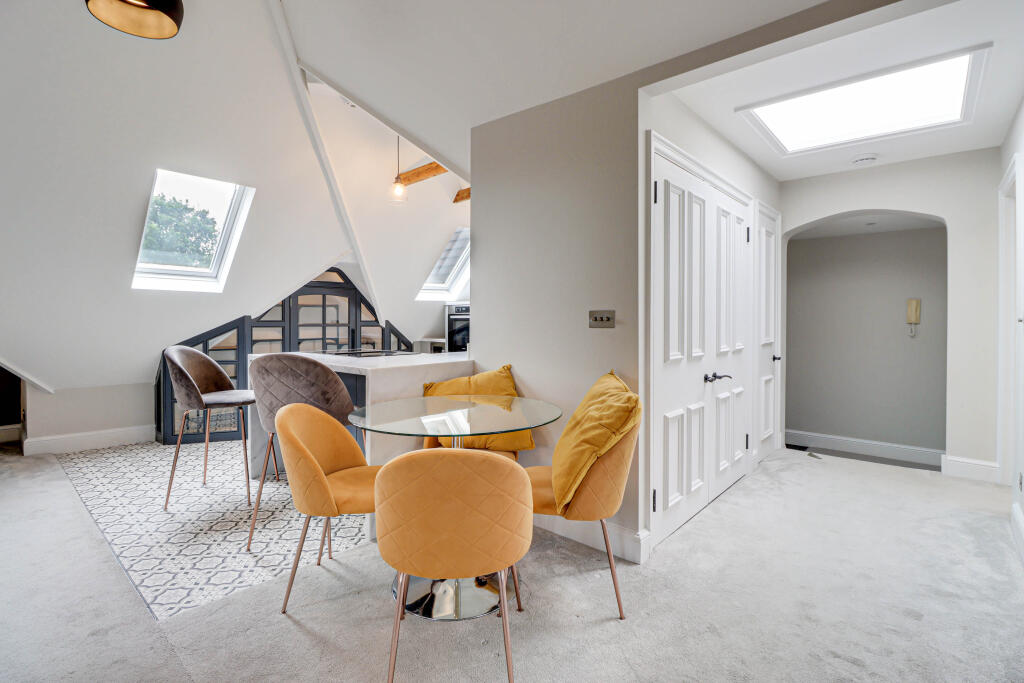 Additional image 6 of Kirkwick Avenue, Harpenden, Hertfordshire, AL5