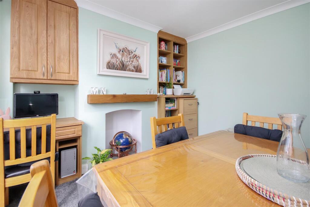 House in Dartford - View 5