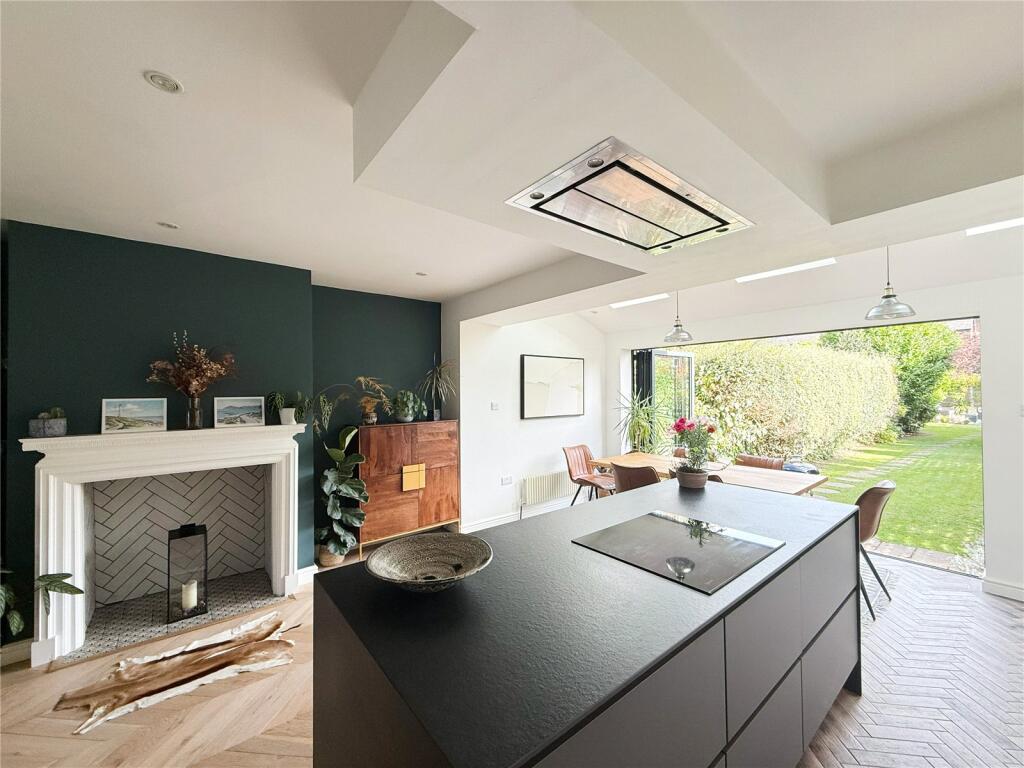 House in Manchester, West Didsbury - More