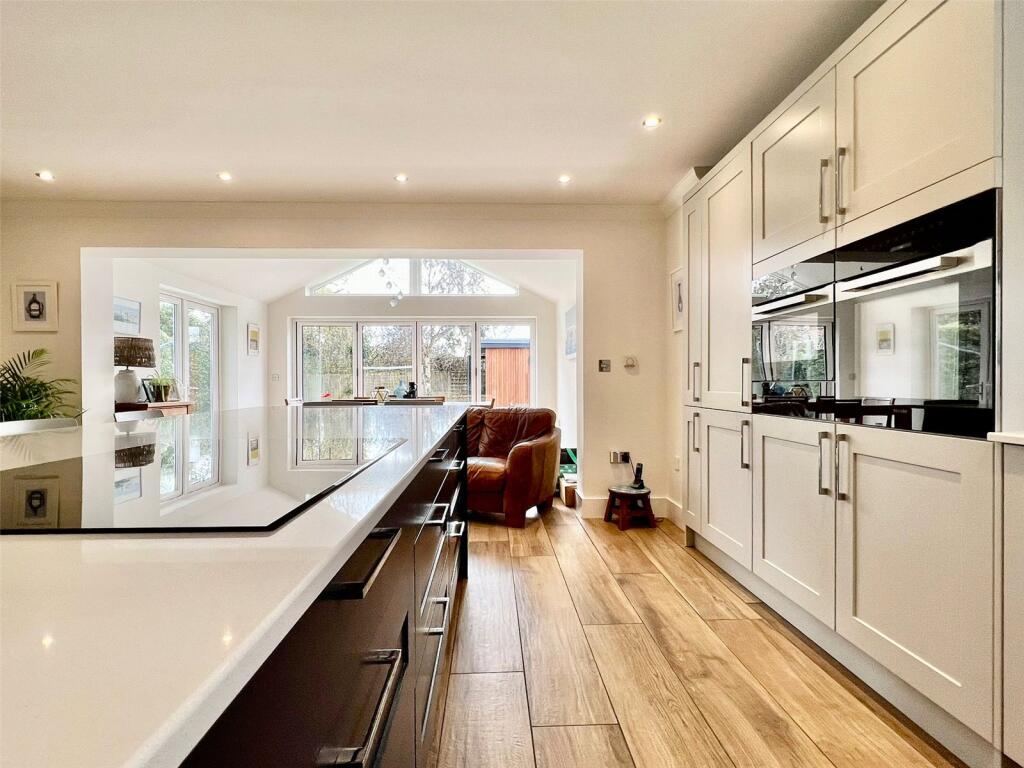House in Southampton - View 5