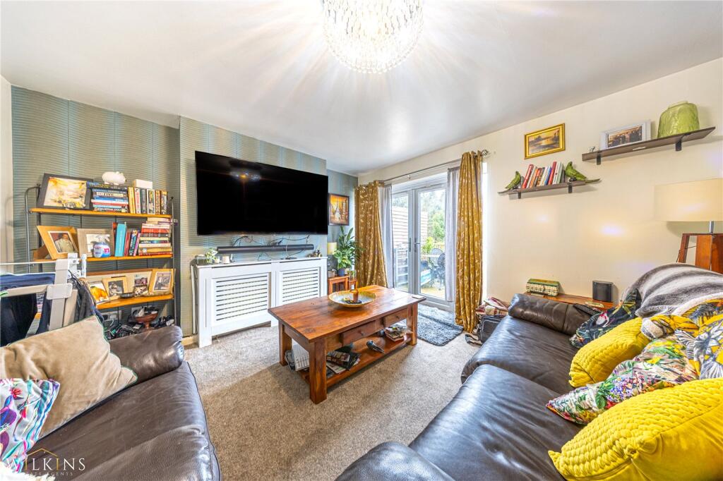House in North Warwickshire, Hartshill - View 2