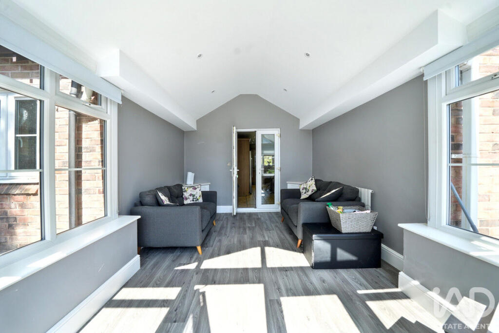 Additional image 21 of Blake Street, Little Aston, B74