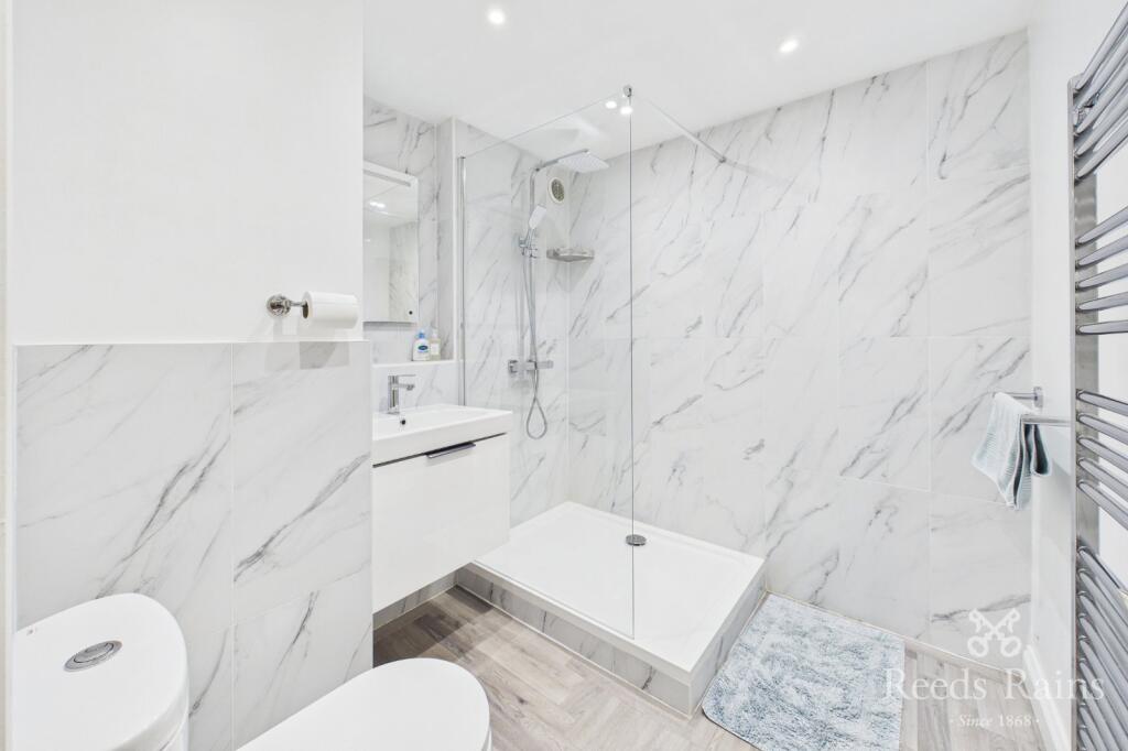 Apartment in Macclesfield, Cheshire East - More