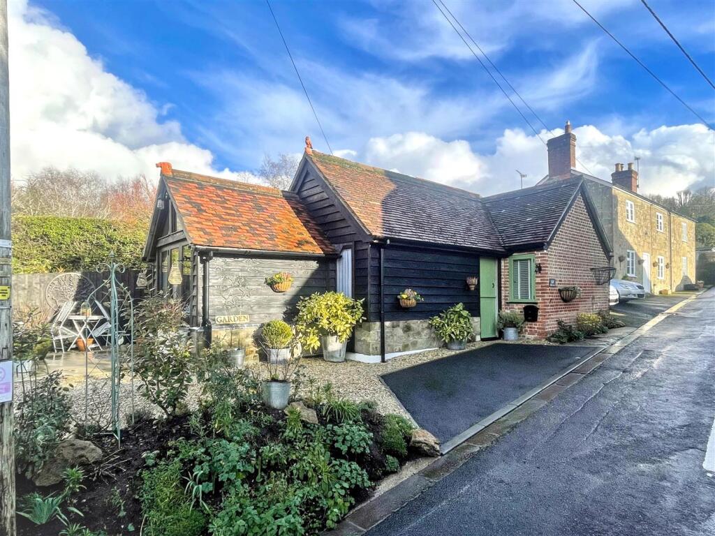 Main image of property: Yeatmans Lane, Shaftesbury