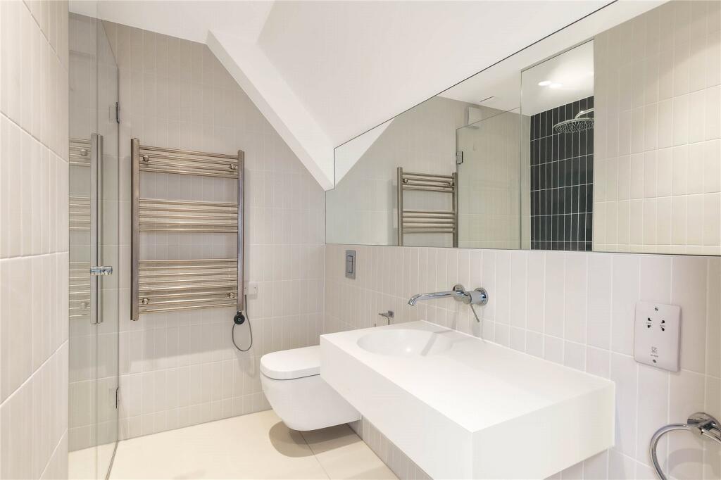 8a Dilke Street photo 4