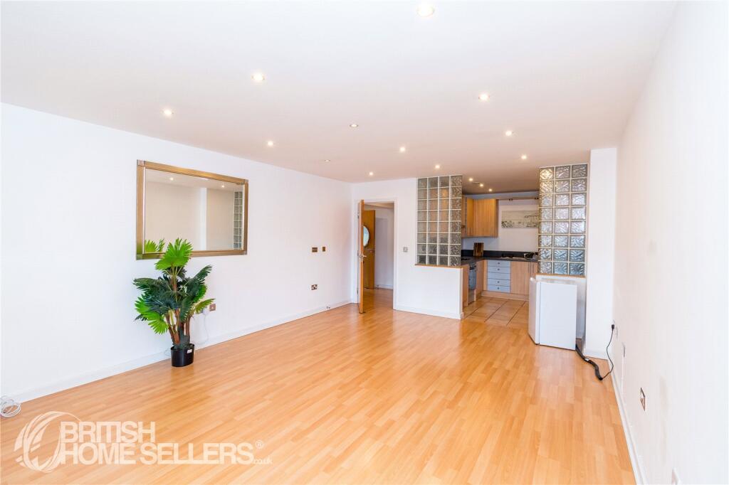 Main image of property: Gloucester Square, Southampton, Hampshire, SO14