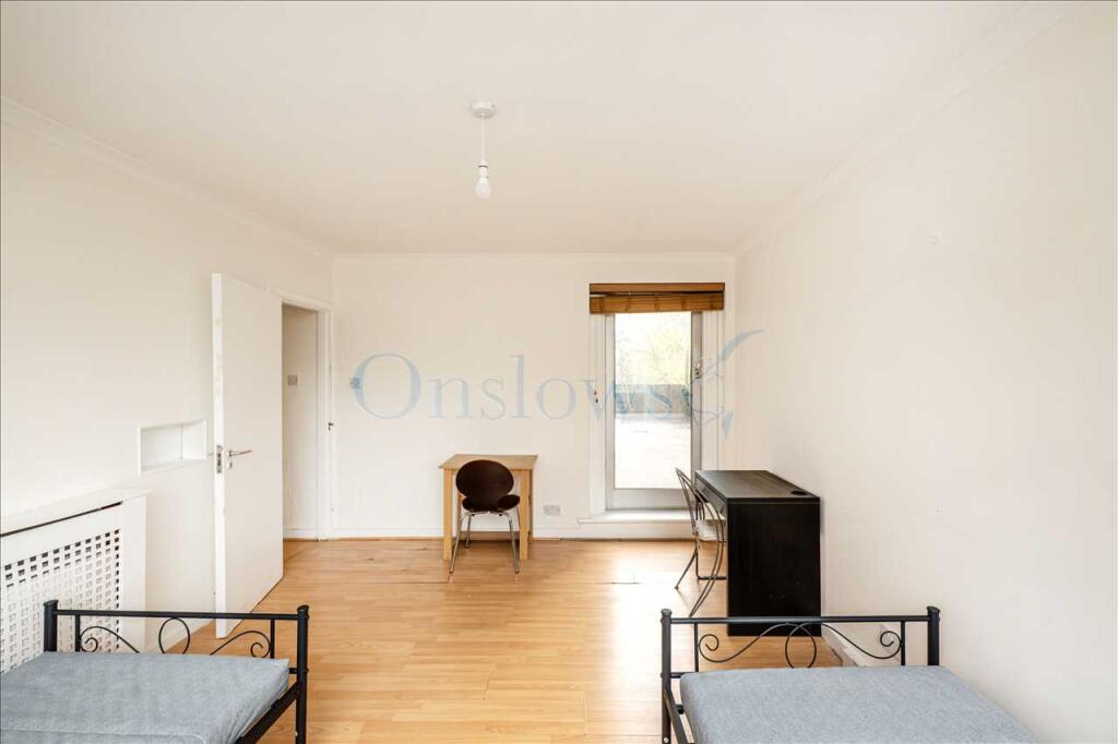 Main image of property: St Mary Le Park Court, Parkgate Road, London