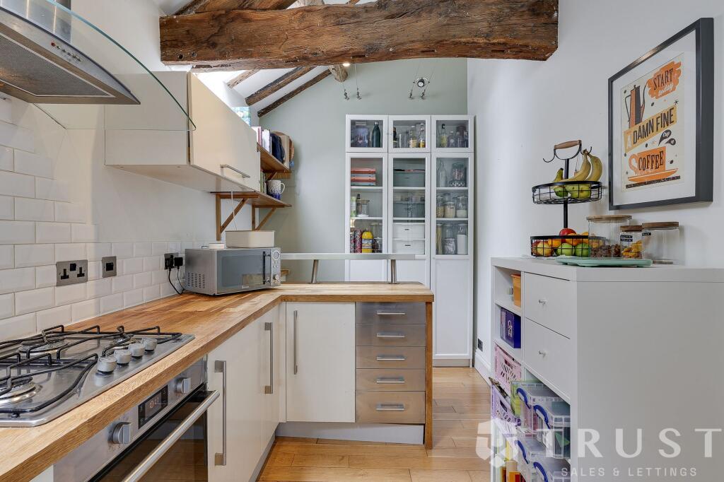 House in Wakefield - View 5