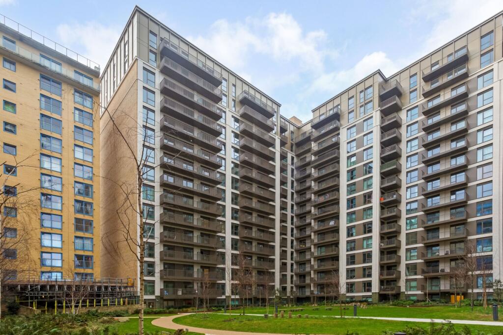 Apartment in London - View 5