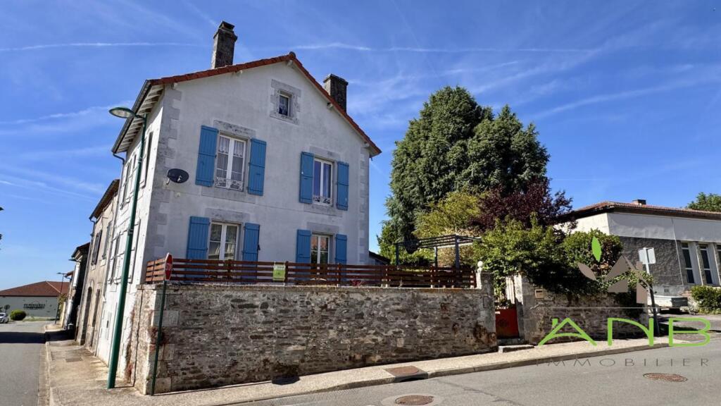 Main image of property: Poitou-Charentes, Charente, Montemboeuf