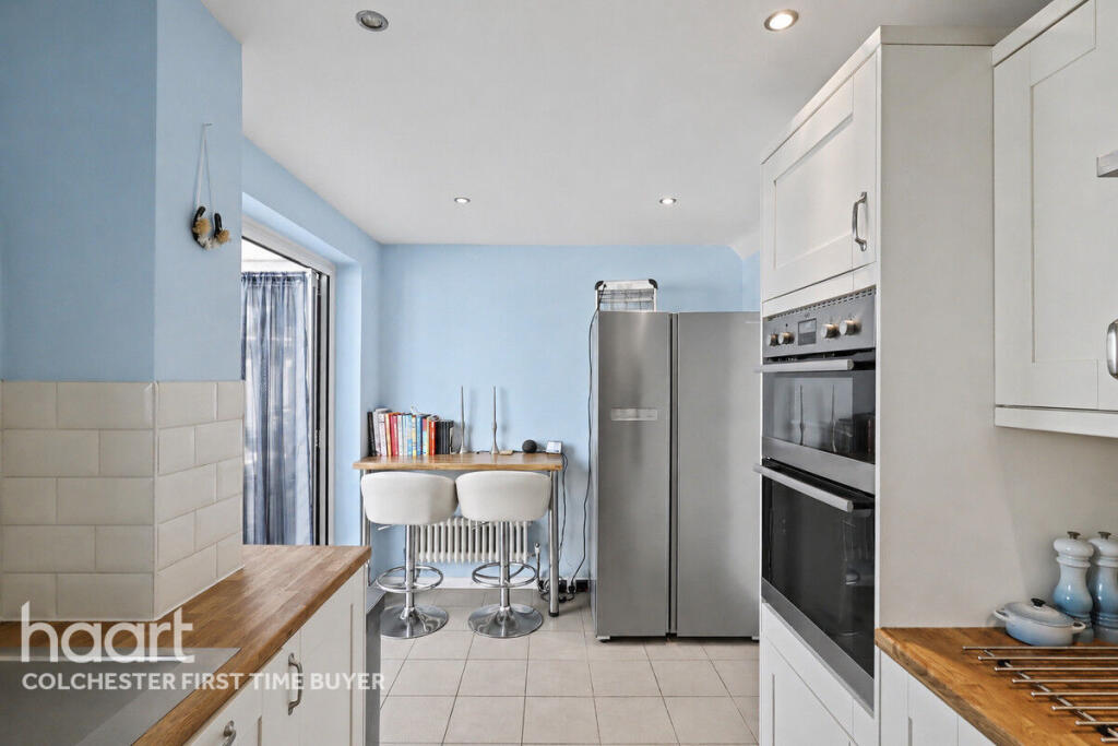 Wrights Way, Colchester photo 3