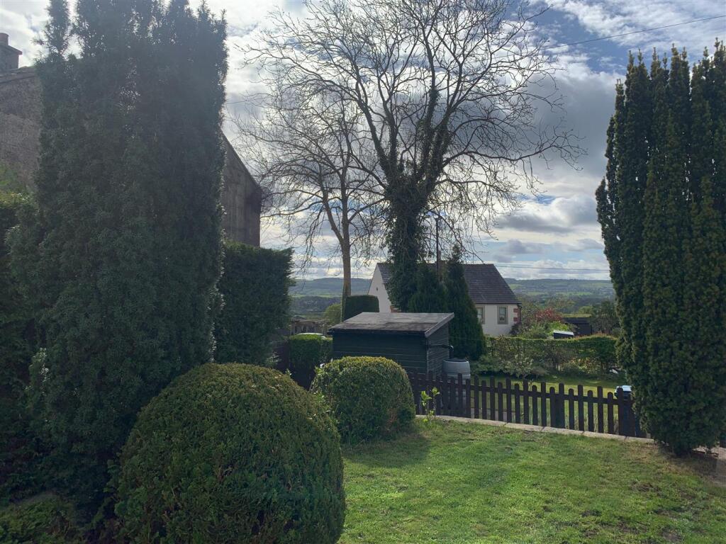 Additional image 21 of Warren Fold, Hurst Green