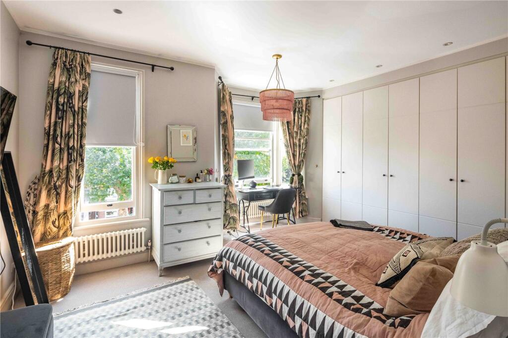 House in London, Upper Clapton, Clapton - View 4