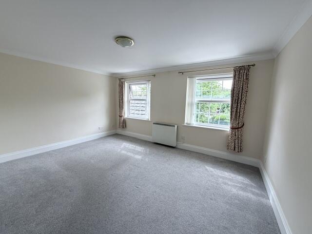 Apartment in York - More