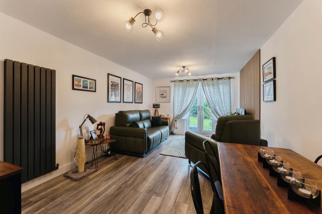 Apartment in Wirral, Liverpool City Region - More