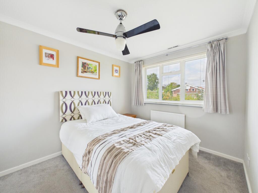House in Haywards Heath, Franklands Village - View 5