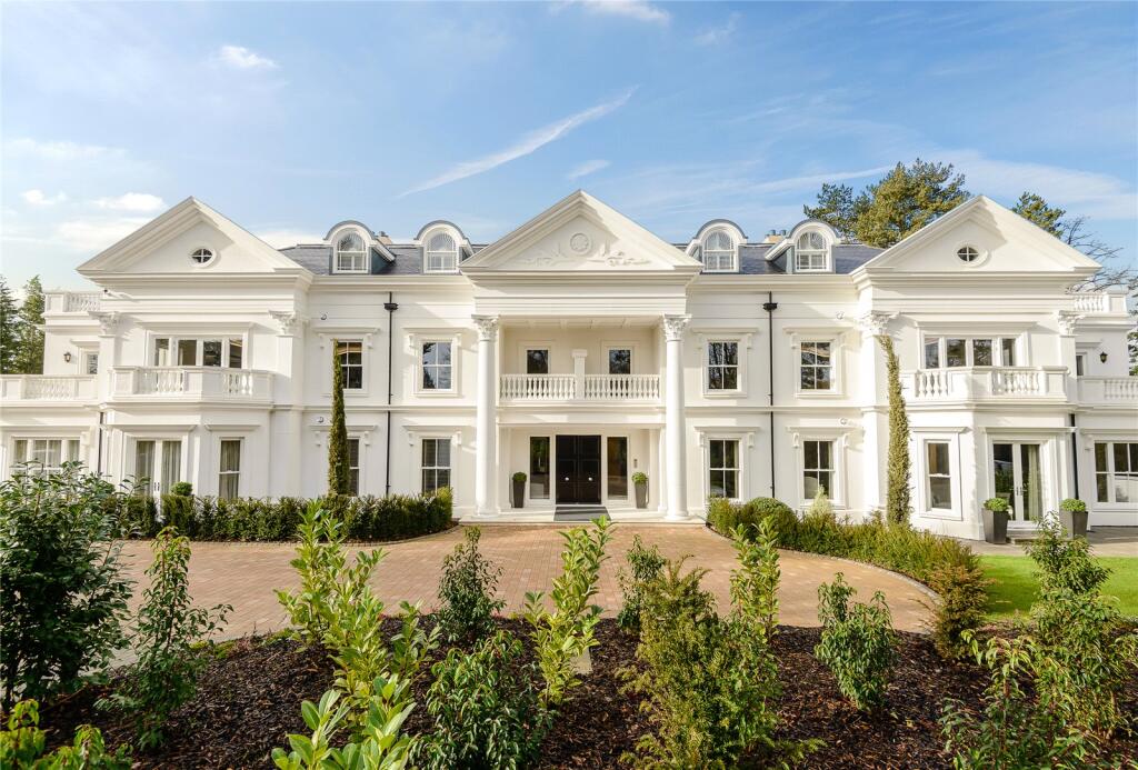 Main image of property: The Ridge, Ridgemount Road, Sunningdale, Berkshire, SL5