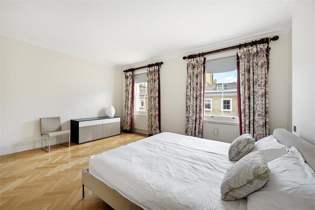 House in London - More