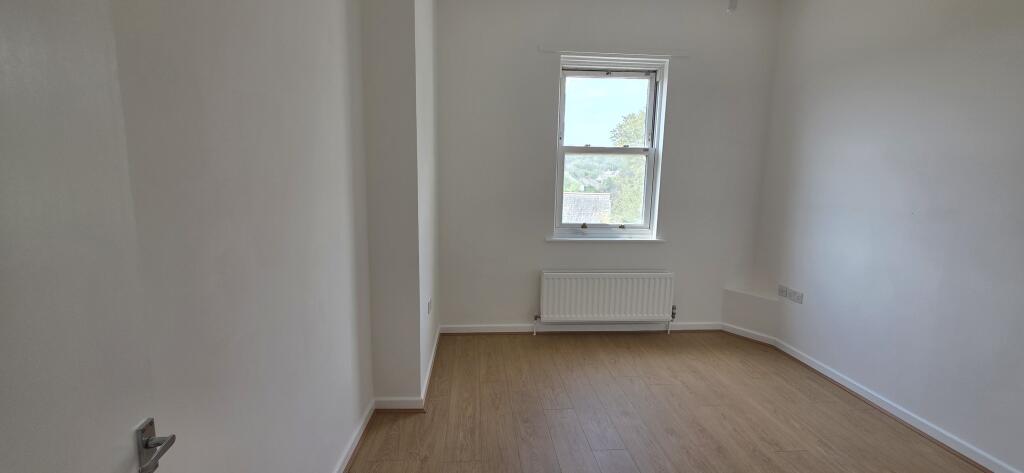 Apartment in Plymouth - View 4