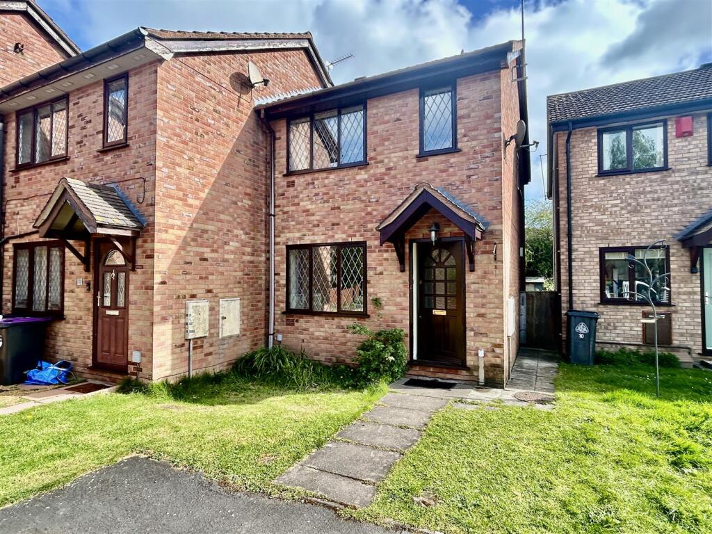 Main image of property: Chestnut Close, Whitchurch.
