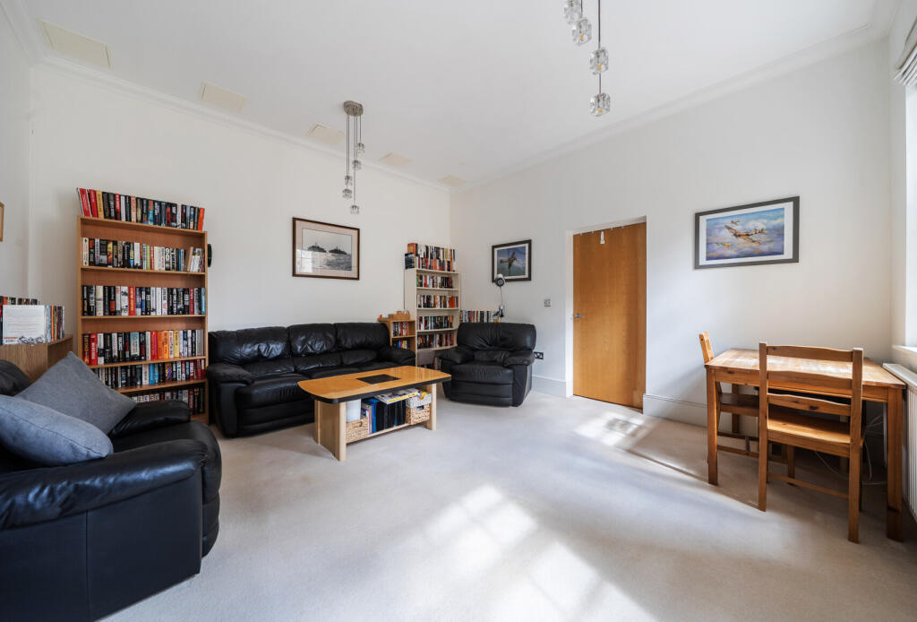 Apartment in Cheltenham, Warden Hill, Tivoli - View 3
