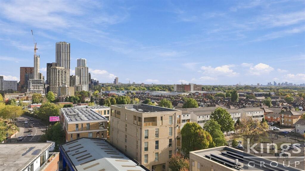 Apartment in London - More