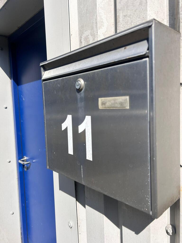 Unit 11 Mailbox