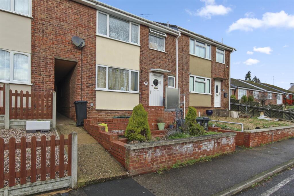 Main image of property: Smithfield Place, Raunds, Wellingborough