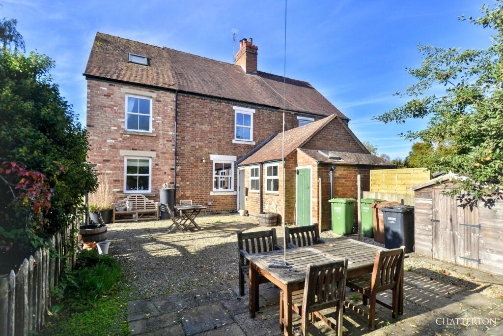 House in Evesham, Offenham - View 2