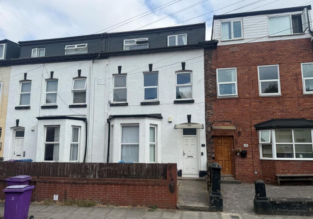 Main image of property: Flat 1, 48 Windsor Road, Tuebrook, Liverpool, Liverpool, L13 8BD