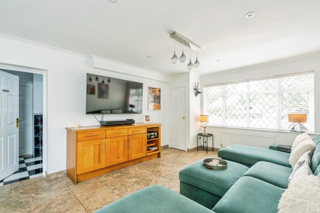 House in Portsmouth - View 4