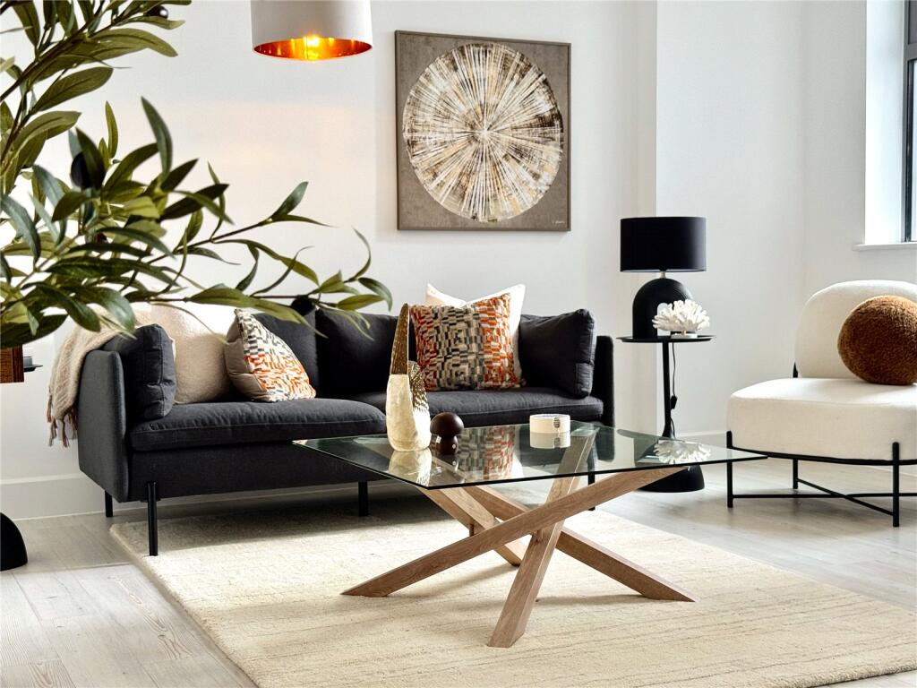 Main image of property: Apartment 3, Madeira Lodge, Birnbeck Road, Weston-super-Mare, BS23