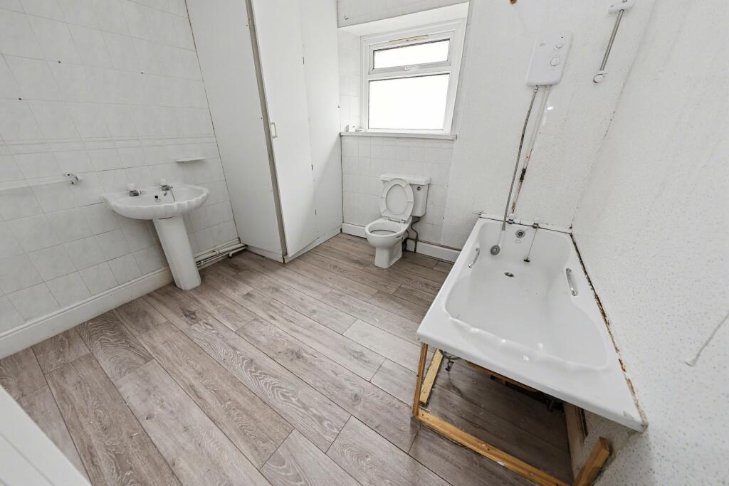 Woodfield Terrace, Mountain Ash photo 4