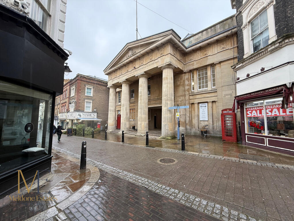 Main image of property: Commercial Facility, High Street, Gravesend, Kent
