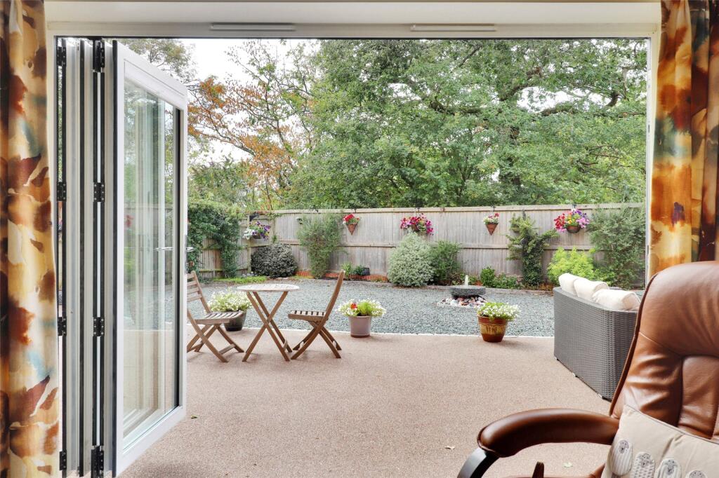 House in Wealden, Burlow, Horam - View 4
