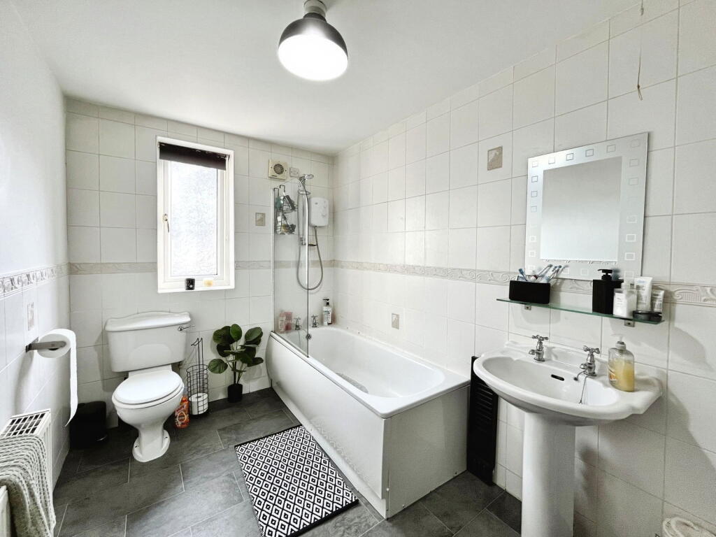 Additional image 8 of Barran Street, Bingley, BD16 4JR