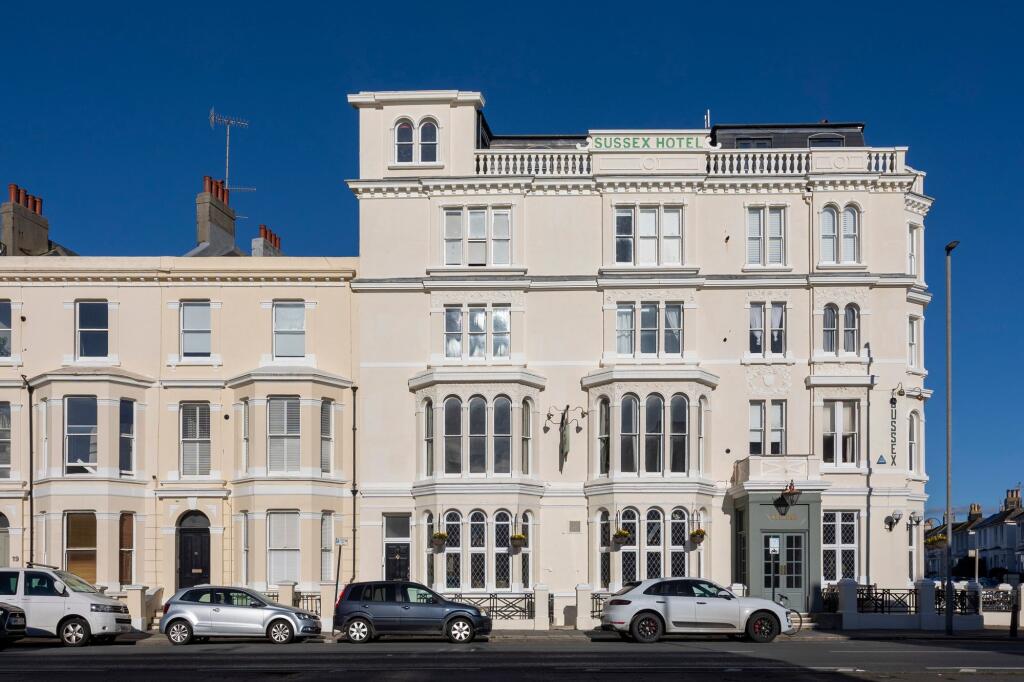 Main image of property: St. Catherines Terrace, Osborne Mansions, BN3