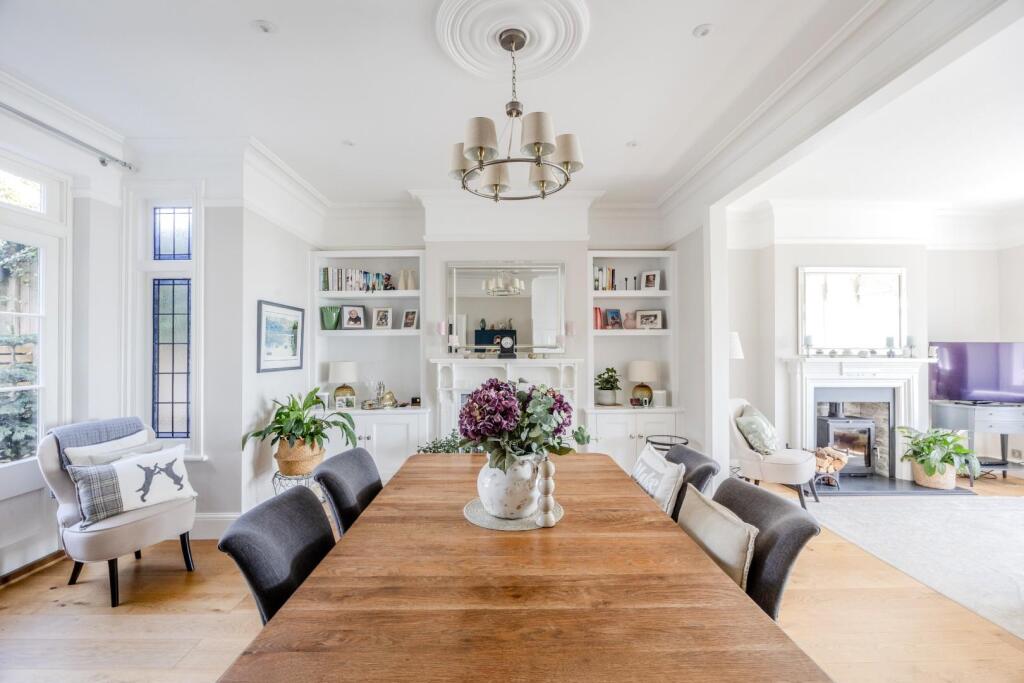 House in Southend-on-Sea - View 2