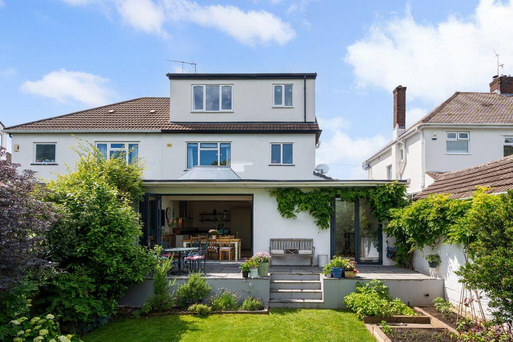 Sandyleaze | Westbury on Trym