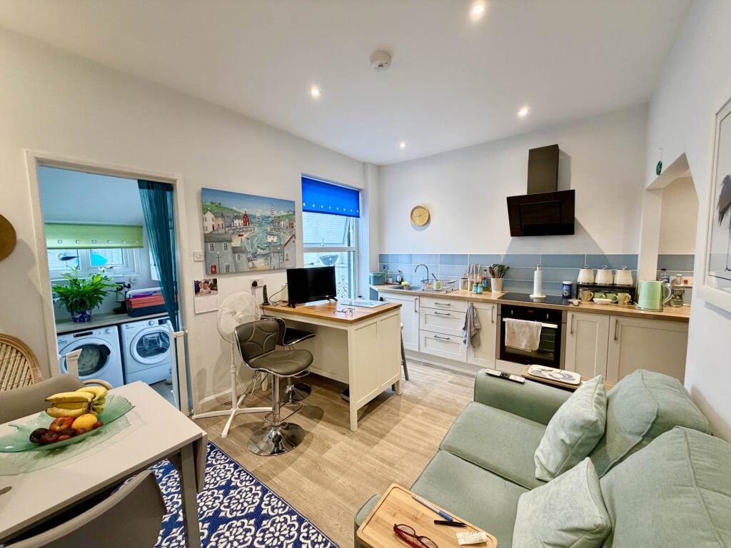 House in Exeter - View 4
