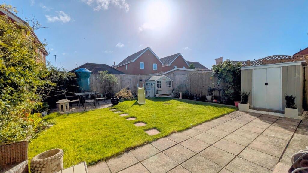 Sheridan Road, Burnham-On-Sea photo 3