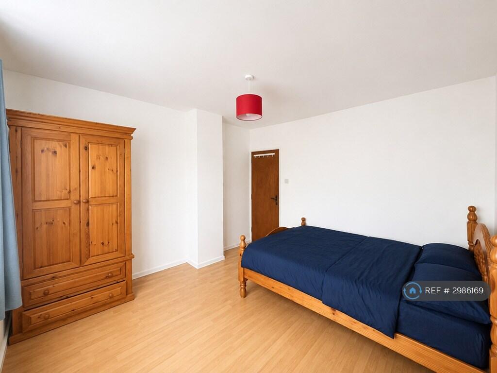 Main image of property: Brokesley St, London, E3