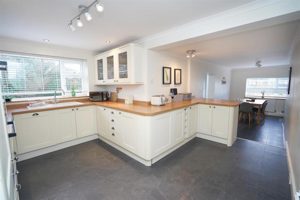 House in Bideford, Newhaven, Parkham - View 4