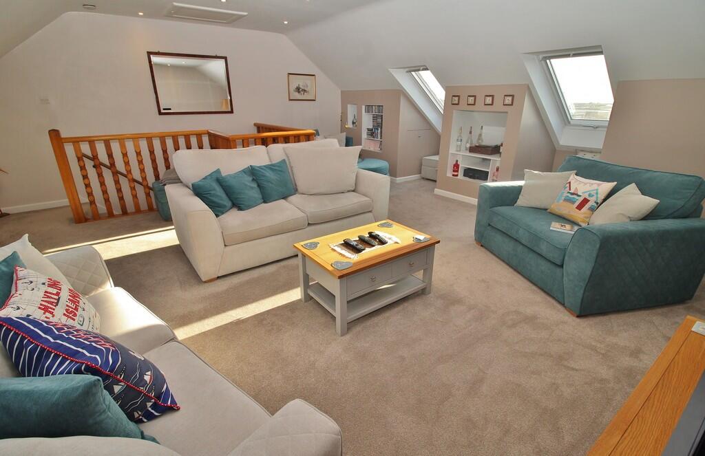 House in Portsmouth - View 3