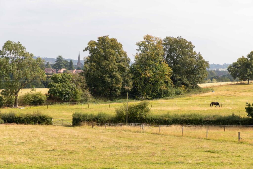 Dodford, Bromsgrove, Worcestershire photo 3