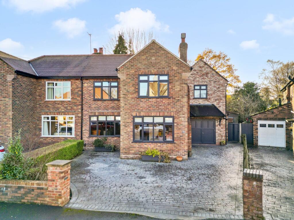 Main image of property: Denbury Avenue, Stockton Heath, WA4