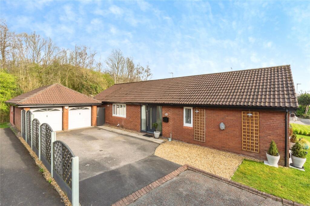 Main image of property: Hamsterley Close, Birchwood, Warrington, Cheshire, WA3