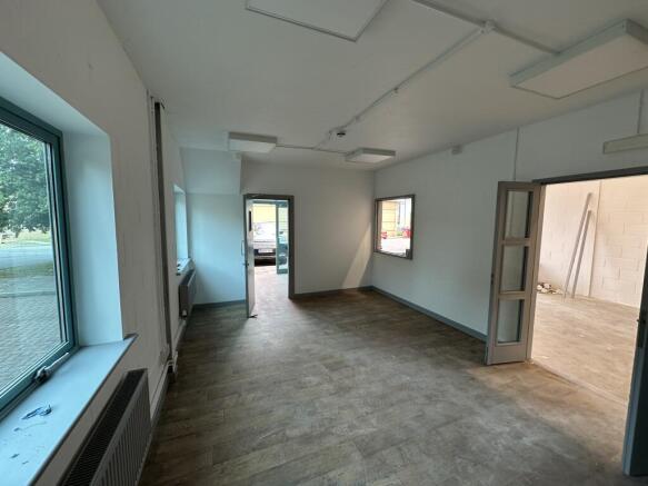 ground floor workshop/office