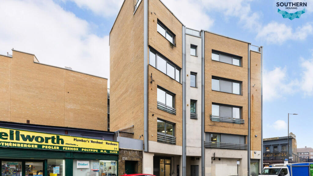 Main image of property: Tudor Road, Hackney, london, E9 7TE